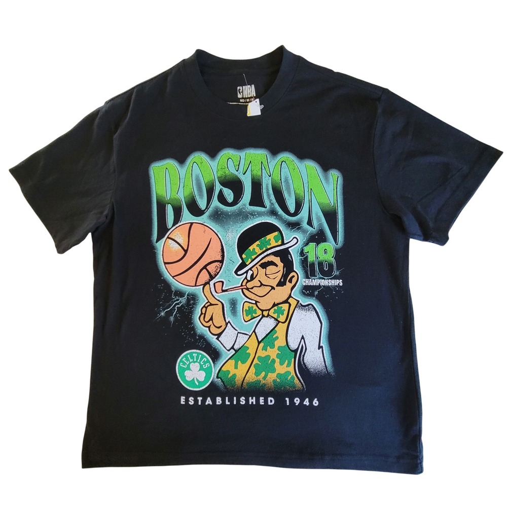 NWOT NBA Boston Celtics T Shirt Mens Medium 18 Championships Lucky Leprechaun